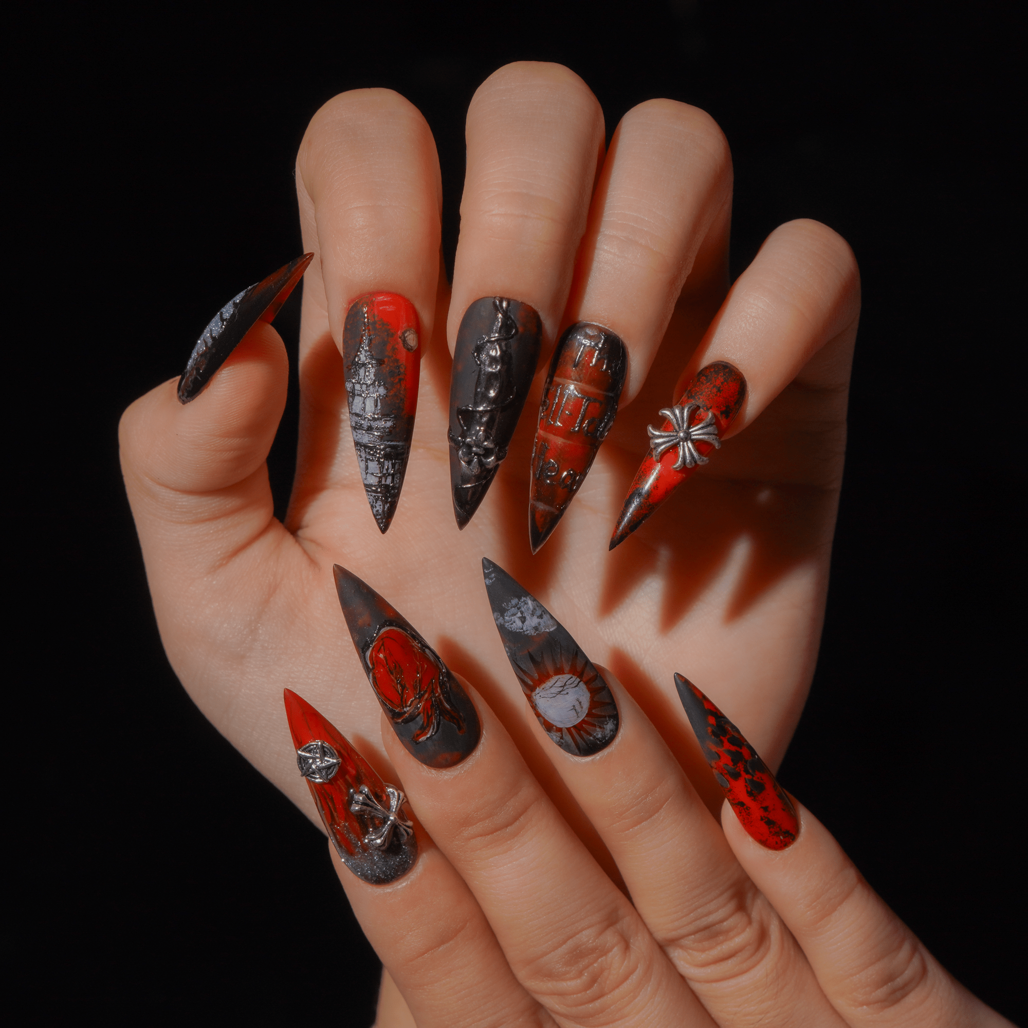 The Tell Tale Heart full press-on nail set – sizes XS–L by Handora