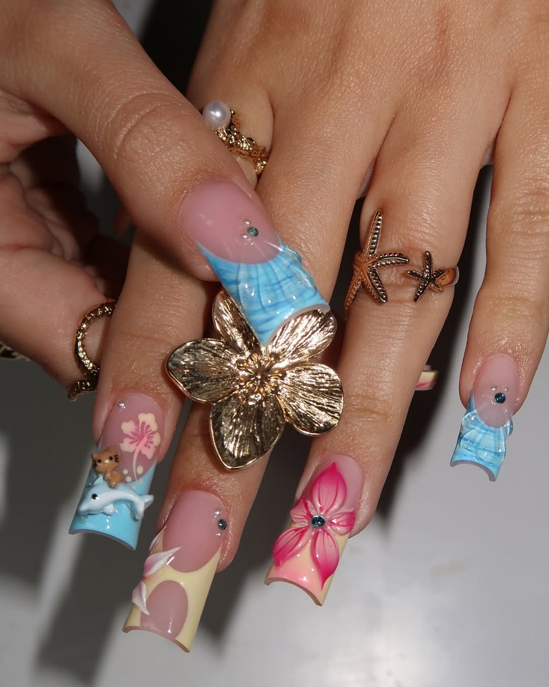 Ocean Hibiscus press-on nails – design close-up by Handora