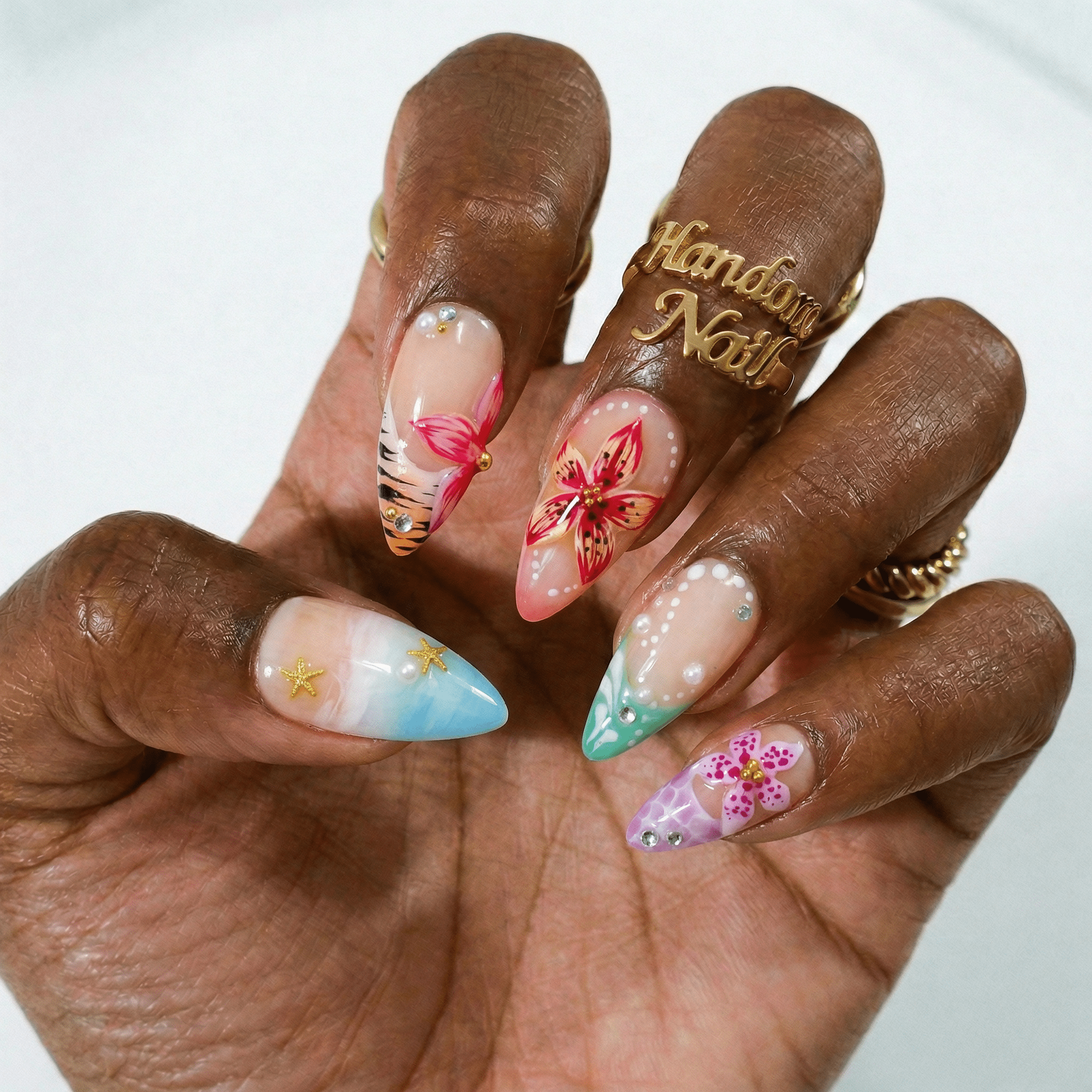 Tropical Bloom press-on nails – hand-painted reusable gel set by Handora