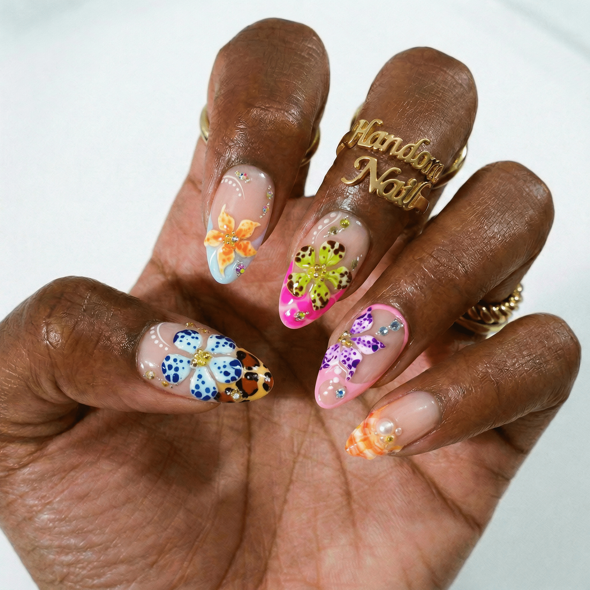 Tropical Floral press-on nails – hand-painted reusable gel set by Handora