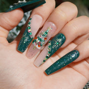 Twinkle Tree press-on nails worn on hand – square shape by Handora