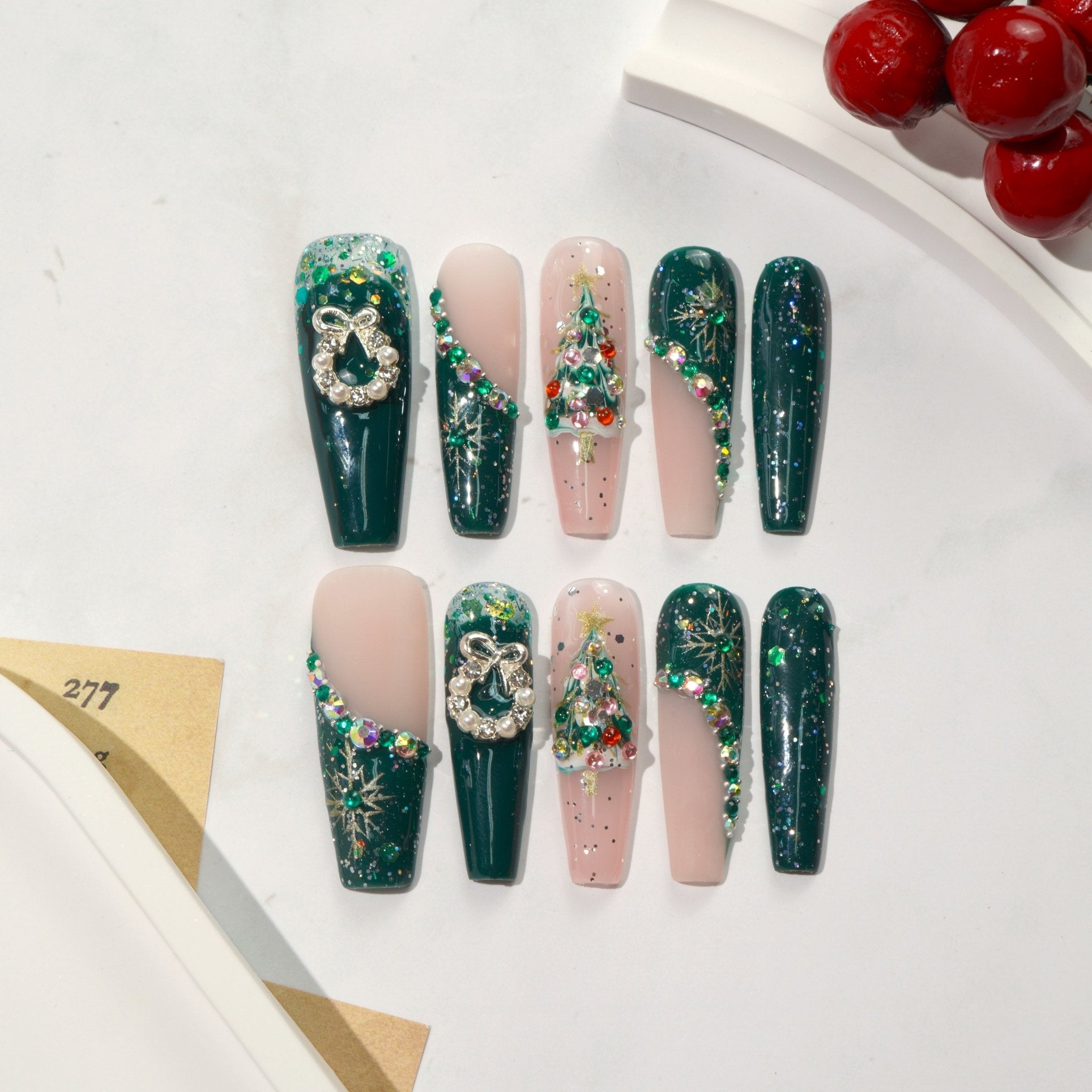 Twinkle Tree square christmas press-on nails by Handora
