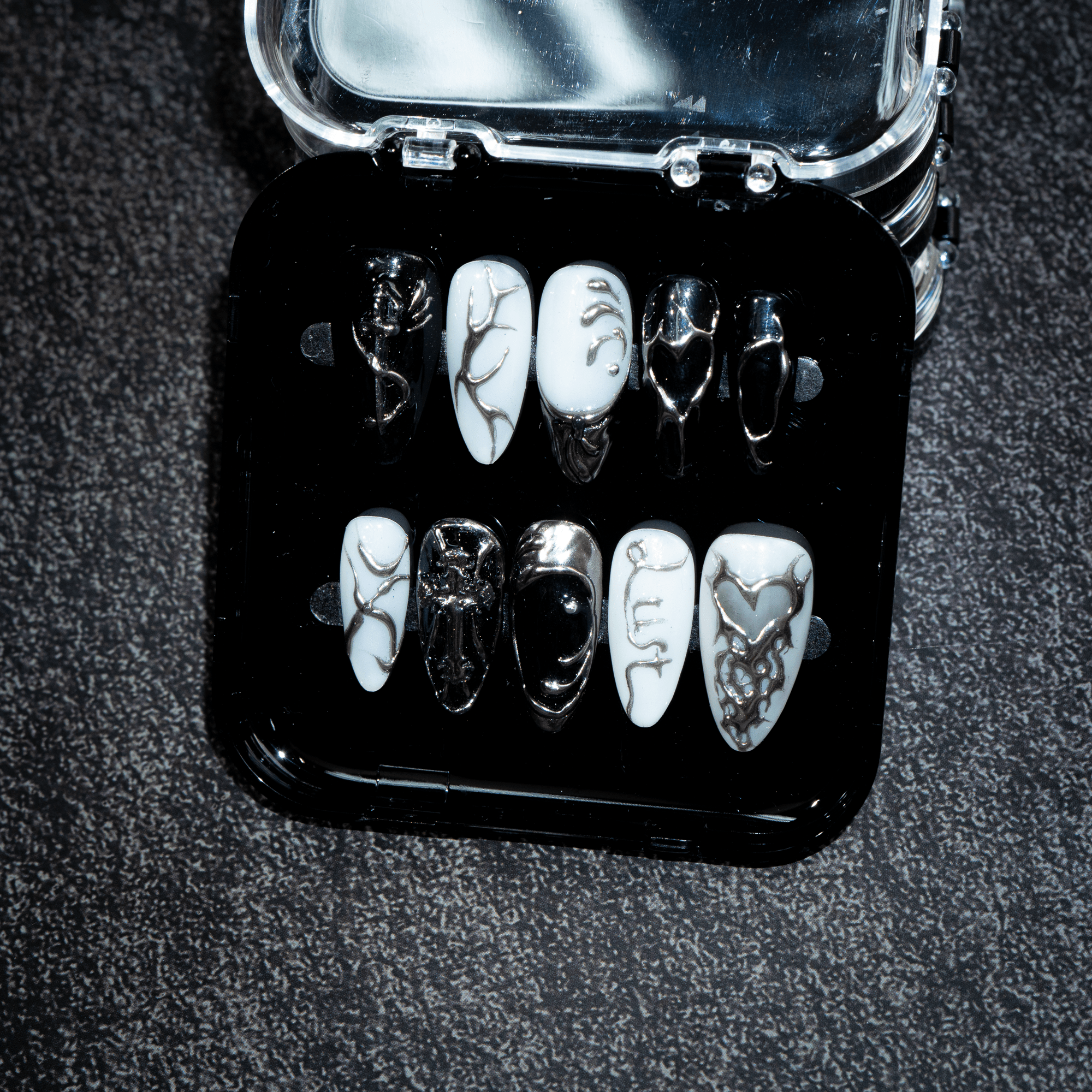 Vampire Chrome salon-quality handmade press-on nails by Handora