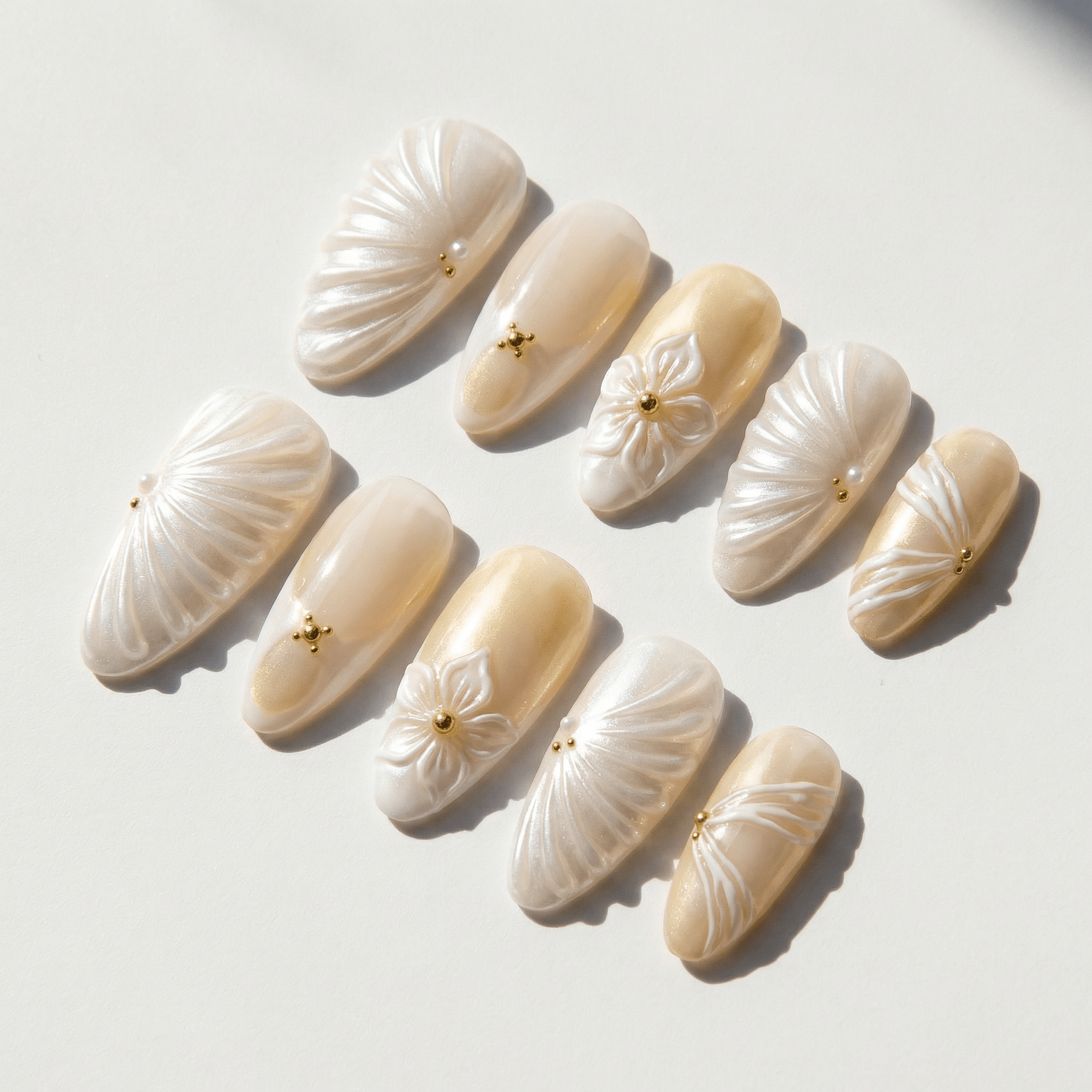 Venus Pearl floral nail design – handmade press-on nails by Handora