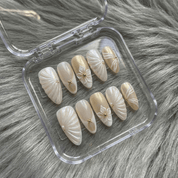 Venus Pearl press-on nails – design close-up by Handora