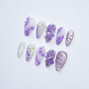 Violet Bloom floral nail design – handmade press-on nails by Handora