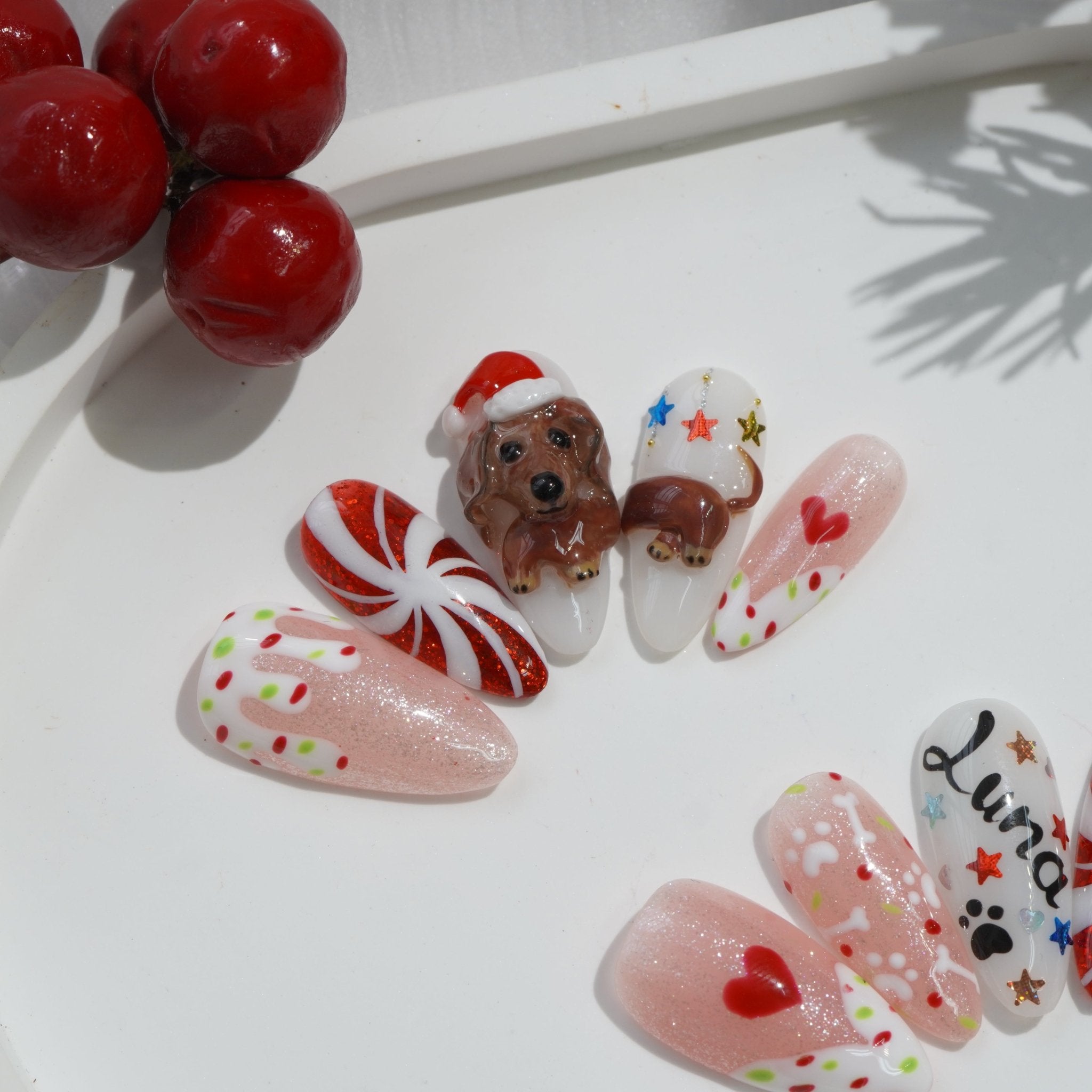 Winter Dachshund press-on nails – hand-painted reusable gel set by Handora