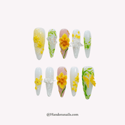 Yellow Daffodil floral press-on nails by Handora